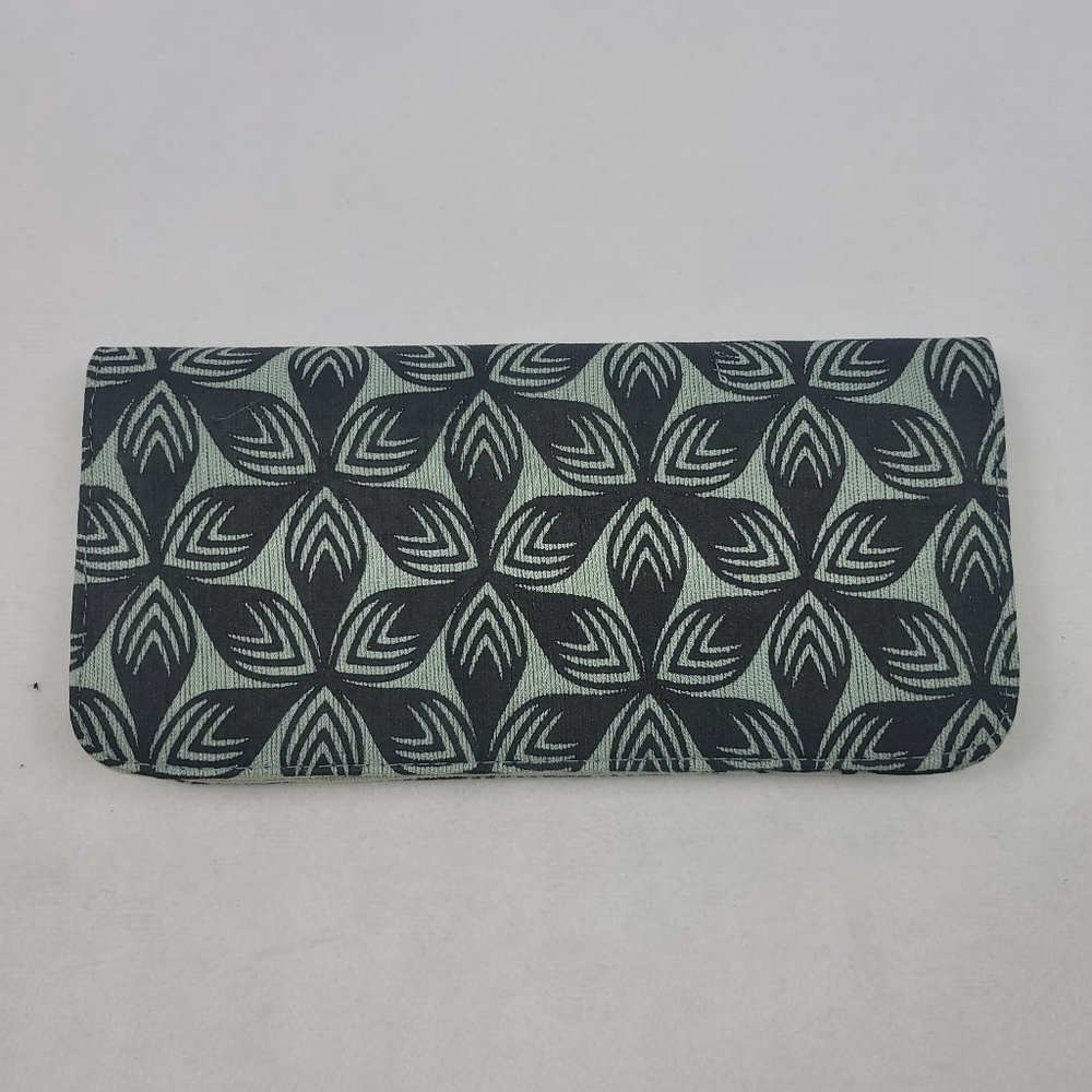 NWT sustainable ethical recycled fair-trade wallet